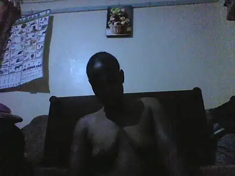 Snapshot of Slimgall chatting on July 2026 11:19:01 PM Slimgall online show from July 2026 11:19:01 PM