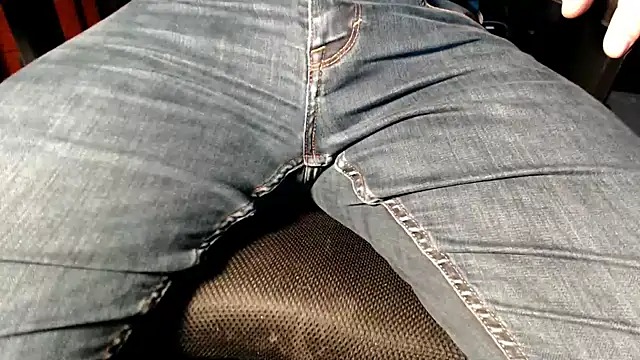 Snapshot of stratos009 chatting on December 2024 06:12:01 PM stratos009 online show from December 2024 06:12:01 PM