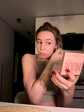 Snapshot of meanexx chatting on November 2025 05:15:02 PM meanexx online show from November 2025 05:15:02 PM