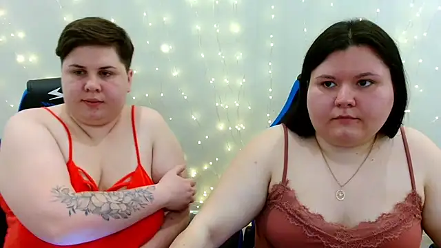 BeckyAndHellen online show from March 2026 10:31:01 AM