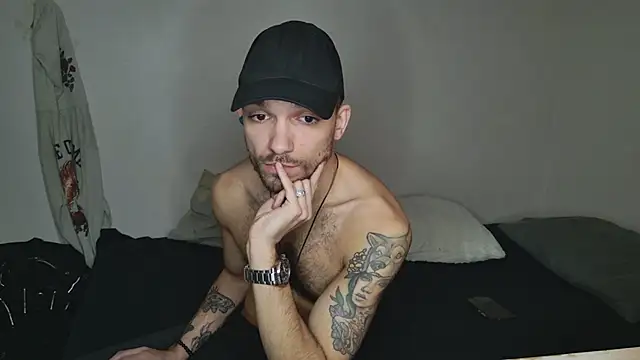 Snapshot of JackDesFeux chatting on February 2025 11:47:02 PM JackDesFeux online show from February 2025 11:47:02 PM