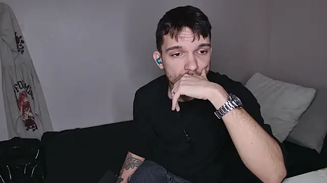 Snapshot of JackDesFeux chatting on February 2025 12:08:02 AM JackDesFeux online show from February 2025 12:08:02 AM