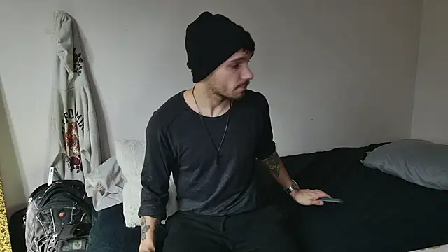 Snapshot of JackDesFeux chatting on March 2025 06:18:01 PM JackDesFeux online show from March 2025 06:18:01 PM