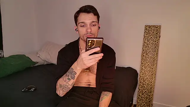 Snapshot of JackDesFeux chatting on September 2025 10:48:02 AM JackDesFeux online show from September 2025 10:48:02 AM