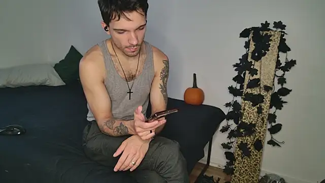 Snapshot of JackDesFeux chatting on September 2025 08:24:01 PM JackDesFeux online show from September 2025 08:24:01 PM