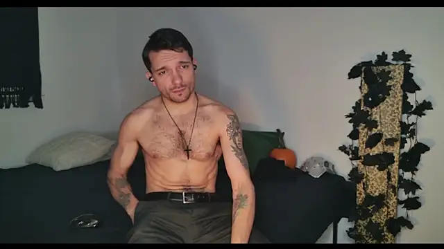 Snapshot of JackDesFeux chatting on October 2025 11:25:01 PM JackDesFeux online show from October 2025 11:25:01 PM