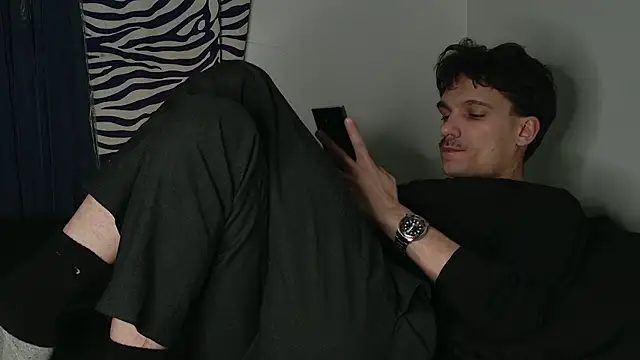 JackDesFeux online show from April 2026 02:37:02 AM