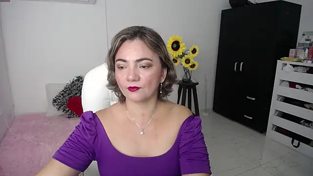 ana milf online show from February 2025 11:22:01 AM