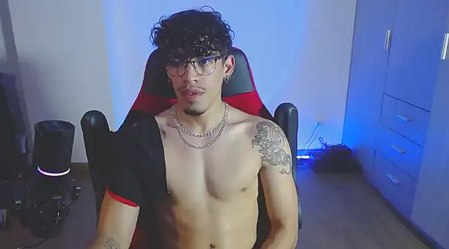 BigDragonBoy online show from March 2025 12:51:01 AM