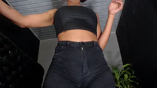 Snapshot of Kitie_Petarda chatting on September 2025 05:57:01 PM Kitie Petarda online show from September 2025 05:57:01 PM