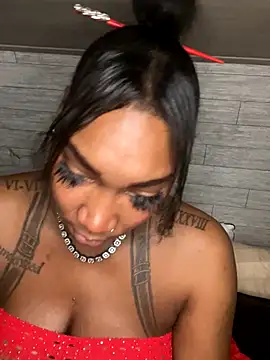 Snapshot of CUMQUEEN-XXX69 chatting on September 2025 02:48:02 AM CUMQUEEN-XXX69 online show from September 2025 02:48:02 AM