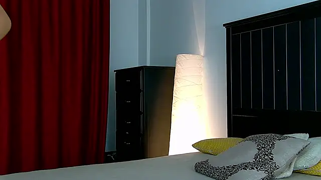 Yanira Muslim online show from November 2025 05:09:02 AM