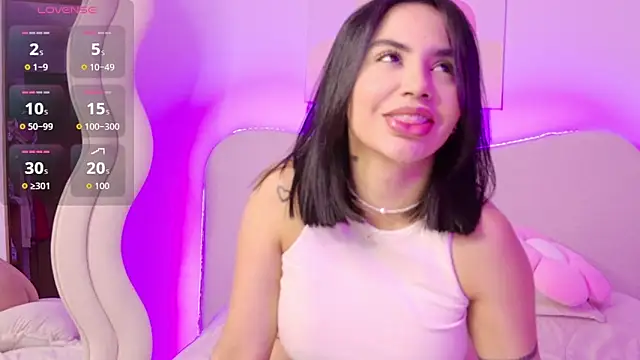 innocentlady  online show from November 2025 02:43:02 PM