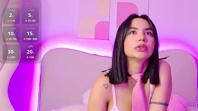 innocentlady  online show from November 2025 09:58:01 PM