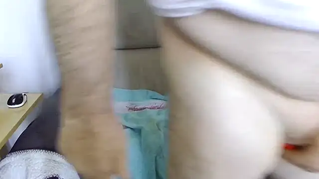 Snapshot of gillou1234 chatting on March 2025 09:52:02 AM gillou1234 online show from March 2025 09:52:02 AM