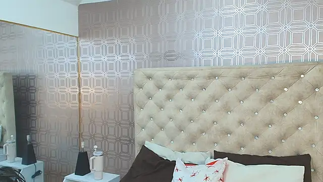 Snapshot of Sara_Desire chatting on January 2025 12:20:02 PM Sara Desire online show from January 2025 12:20:02 PM