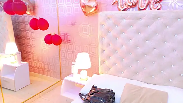 Sara Desire online show from February 2026 12:23:01 PM