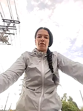 rebekka simpson online show from November 2025 12:15:02 PM