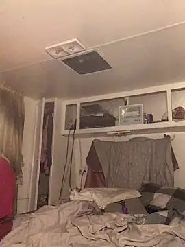 Snapshot of allissonw13 chatting on February 2025 01:35:02 AM allissonw13 online show from February 2025 01:35:02 AM