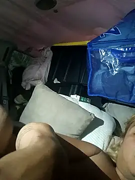 Snapshot of allissonw13 chatting on September 2025 03:28:01 AM allissonw13 online show from September 2025 03:28:01 AM