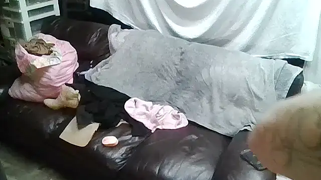 Snapshot of allissonw13 chatting on November 2025 03:45:02 PM allissonw13 online show from November 2025 03:45:02 PM