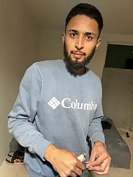 Mdbeveryda online show from November 2025 11:04:02 PM