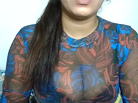 Snapshot of sparkling_queen chatting on January 2025 04:07:01 PM sparkling queen online show from January 2025 04:07:01 PM