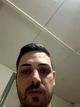 Snapshot of iltoscano95 chatting on October 2025 05:40:02 PM iltoscano95 online show from October 2025 05:40:02 PM