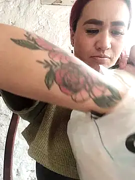 EmaGw online show from December 2025 06:48:01 PM