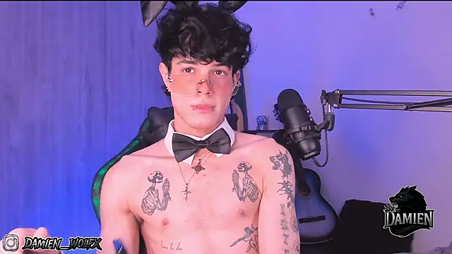 Snapshot of cinnamon_boyxxx chatting on September 2025 01:09:02 AM cinnamon boyxxx online show from September 2025 01:09:02 AM