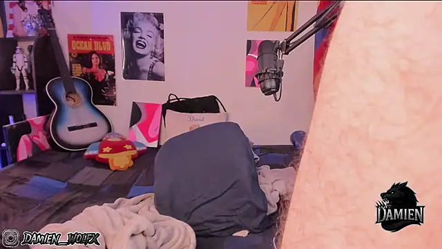 Snapshot of cinnamon_boyxxx chatting on November 2025 04:23:01 AM cinnamon boyxxx online show from November 2025 04:23:01 AM