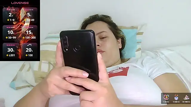 saramartinez1000 online show from September 2025 03:35:02 PM