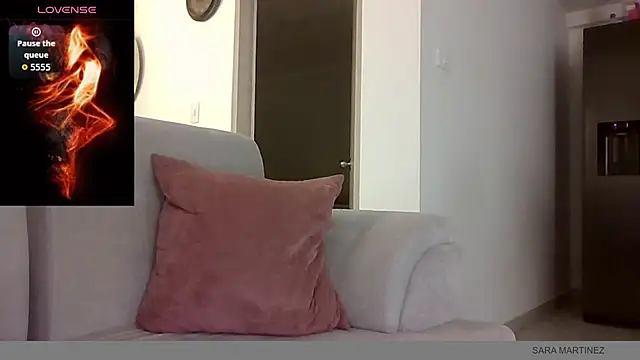 saramartinez1000 online show from September 2025 03:49:02 PM