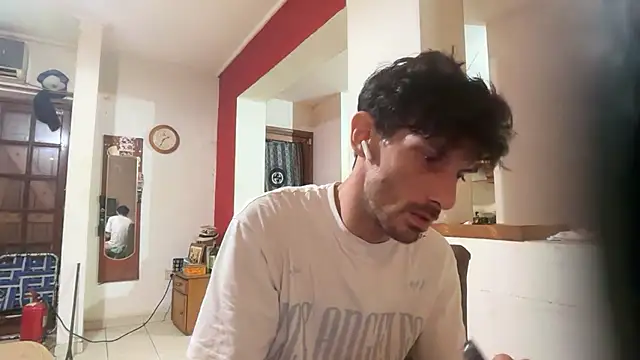 nicolaaaaas online show from January 2026 05:44:01 AM