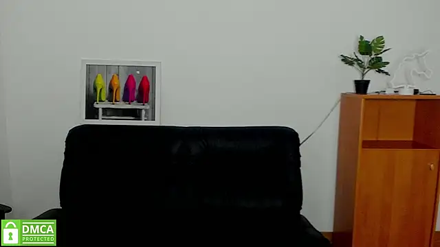 Snapshot of annakillianox chatting on September 2025 05:28:02 AM annakillianox online show from September 2025 05:28:02 AM
