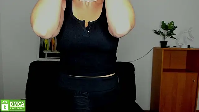 Snapshot of annakillianox chatting on September 2025 05:22:01 AM annakillianox online show from September 2025 05:22:01 AM