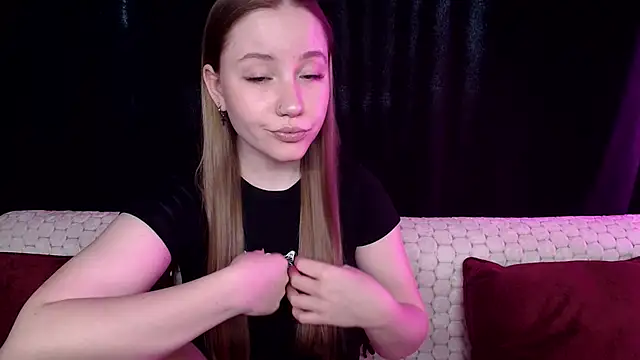 SindiWatsoon online show from January 2025 12:01:02 PM