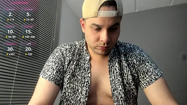 Latin boy surprisee online show from June 2026 12:22:01 AM