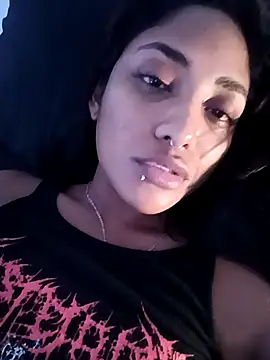 Snapshot of VictoireFeller chatting on December 2025 05:47:01 AM VictoireFeller online show from December 2025 05:47:01 AM