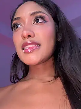 Snapshot of VictoireFeller chatting on February 2026 12:36:01 AM VictoireFeller online show from February 2026 12:36:01 AM