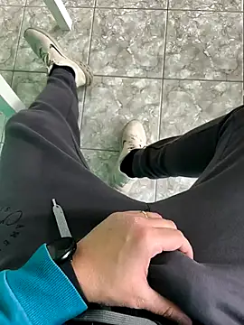 onbifeet online show from March 2026 03:37:02 PM