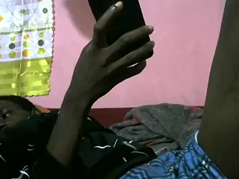 Snapshot of Bigras0011 chatting on January 2025 03:48:01 AM Bigras0011 online show from January 2025 03:48:01 AM