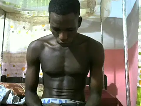 Snapshot of Bigras0011 chatting on February 2025 03:50:01 AM Bigras0011 online show from February 2025 03:50:01 AM