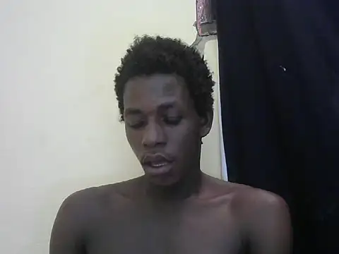 Snapshot of Bigras0011 chatting on May 2026 03:47:01 AM Bigras0011 online show from May 2026 03:47:01 AM