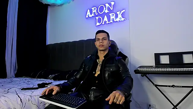 Aron Dark online show from December 2024 11:18:02 PM