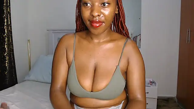 Snapshot of sweetice_02 chatting on June 2026 03:44:01 AM sweetice 02 online show from June 2026 03:44:01 AM