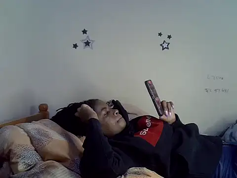 Snapshot of Pretty_savage3 chatting on February 2025 05:16:01 AM Pretty savage3 online show from February 2025 05:16:01 AM