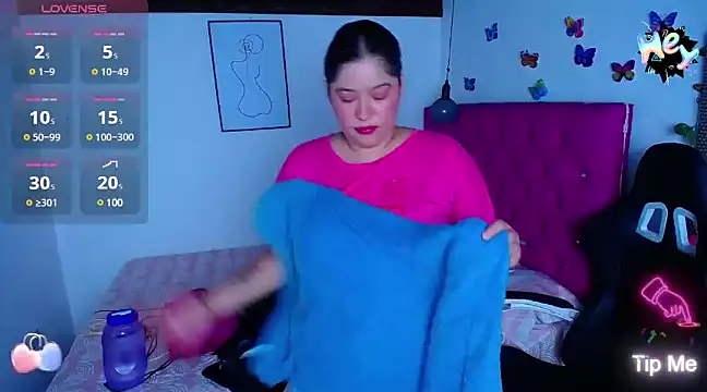 Snapshot of littleflower4you chatting on February 2025 07:21:01 PM littleflower4you online show from February 2025 07:21:01 PM