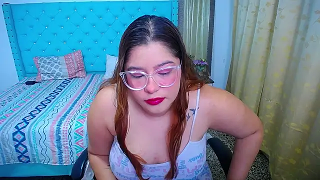 Snapshot of littleflower4you chatting on September 2025 12:27:01 PM littleflower4you online show from September 2025 12:27:01 PM