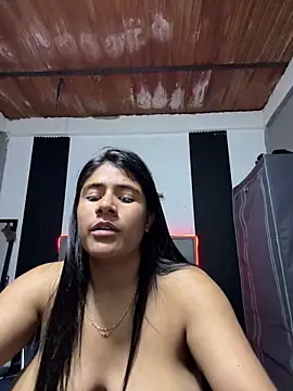 Snapshot of Rubi_boobs_ chatting on May 2026 01:24:01 AM Rubi boobs online show from May 2026 01:24:01 AM